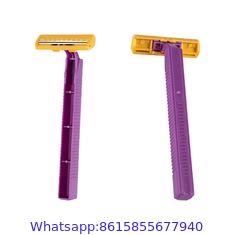 Disposable Razor Factory produce 3 blade higher quality shaving razor with lubricating strip