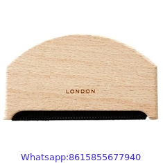 Wholesale Custom Logo Eco Friendly Wooden Cashmere Comb Portable Wool Pilling Sweater Comb