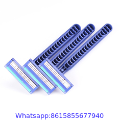 3 blade disposable shaving razor