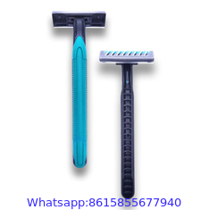 Wholesale Professional Manufacturer disposable triple blade razor with lubricating strips