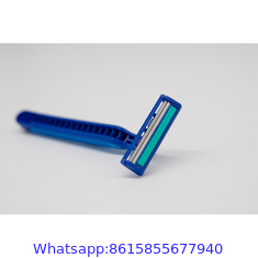 Wholesale Professional Manufacturer disposable triple blade razor with lubricating strips