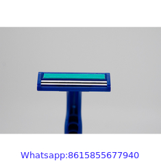 Wholesale Professional Manufacturer disposable triple blade razor with lubricating strips