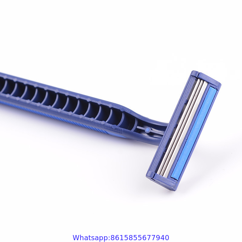 3 blade disposable shaving razor