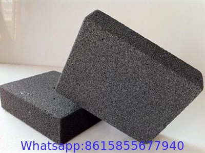 Sound absorbing cellular glass