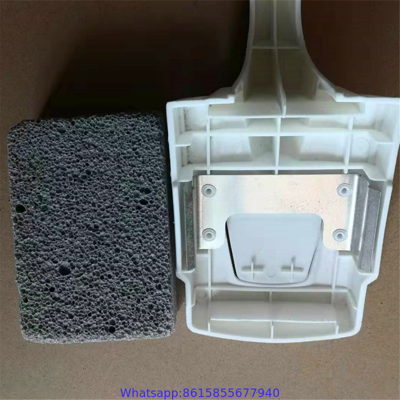Grill-Brick Grill Cleaner