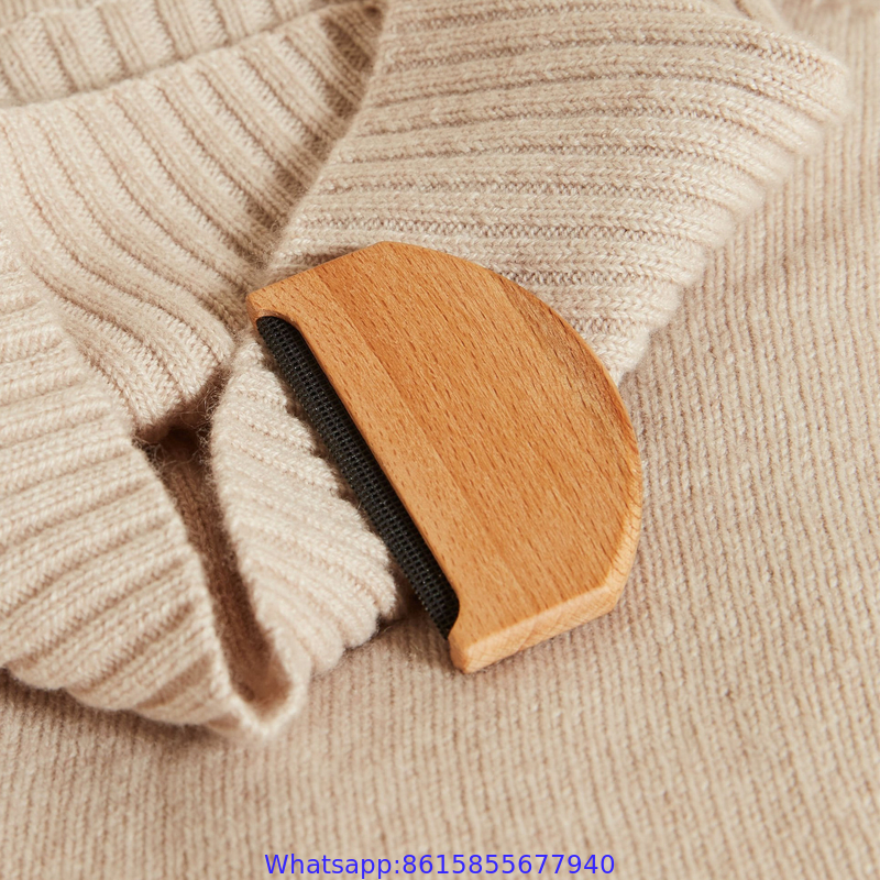 Cedar Wood Cashmere & Fine Wool Comb for De-Pilling Sweaters & Clothing – Removes Pills, Fuzz and Lint from Garments